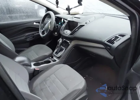 2014 Ford Escape Se z USA, uszkodzony, nr VIN 1FMCU9G94EUA02243